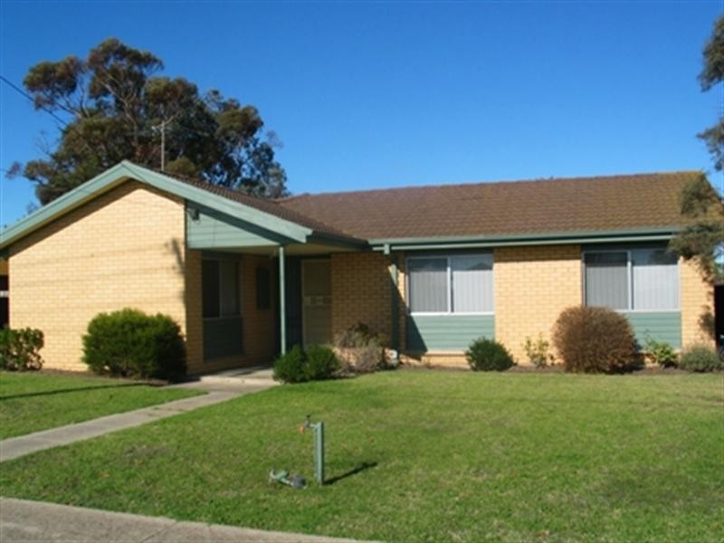 69 Fairburn Drive, Corio VIC 3214