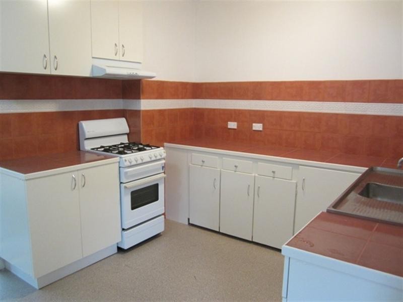 10 Georgia Grove, Corio VIC 3214