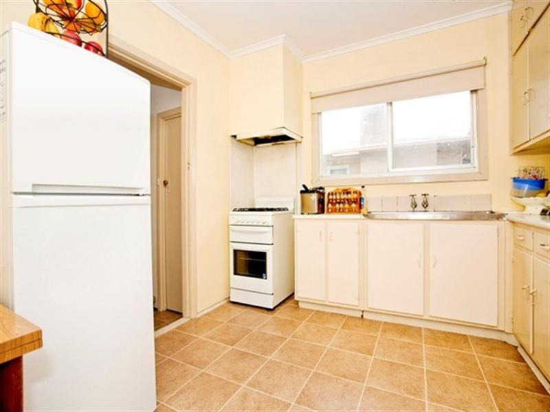 2 Kagoola Court, Norlane VIC 3214