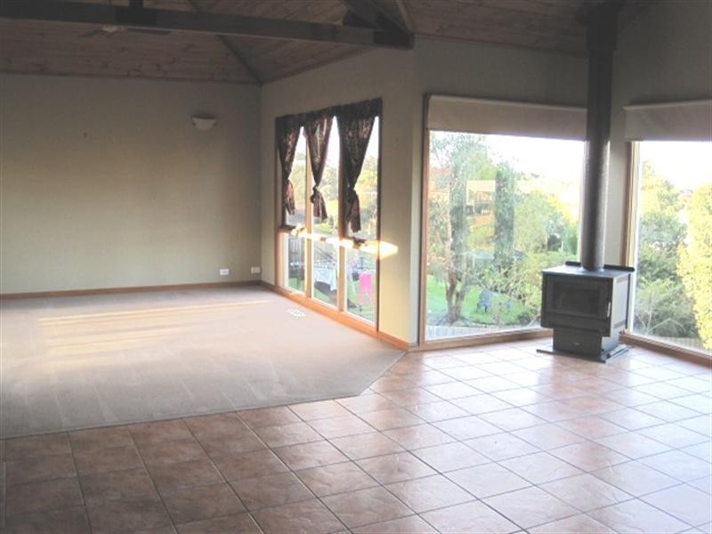 61 Wandana Drive, Wandana Heights VIC 3216