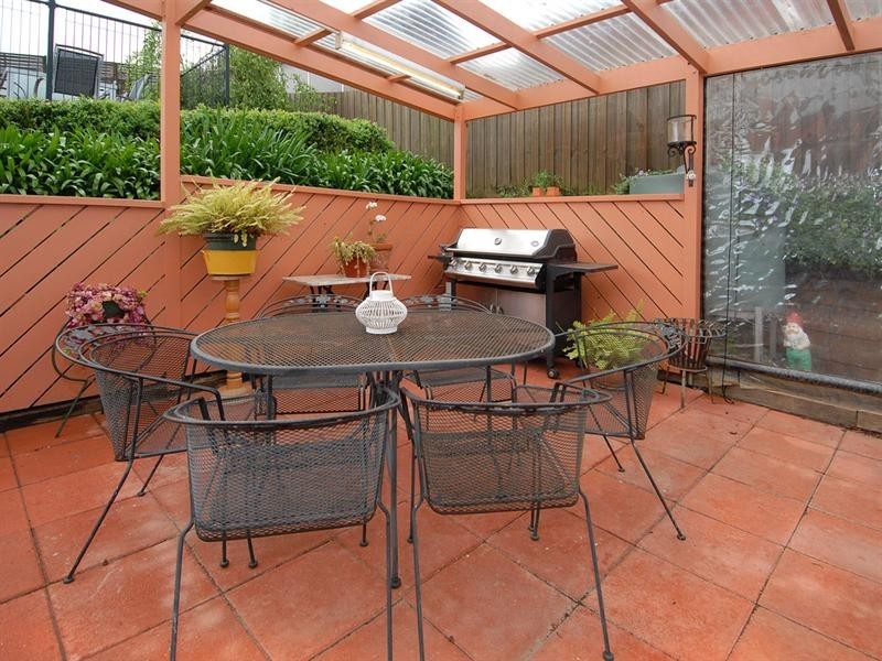 3 Tunbury Court, Highton VIC 3216