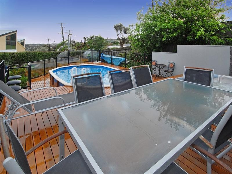 3 Tunbury Court, Highton VIC 3216