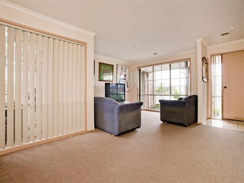 20 Carbine Drive, St Albans Park VIC 3219