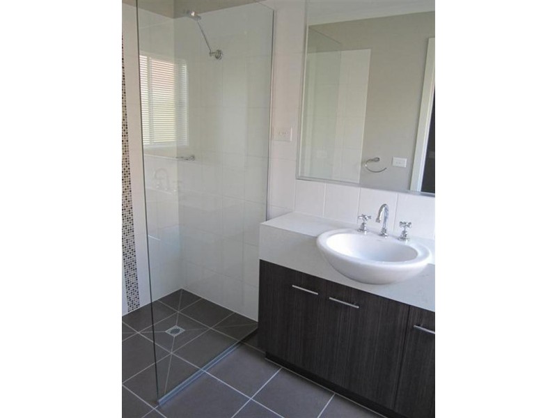 18 Hillclimb Drive, Leopold VIC 3224