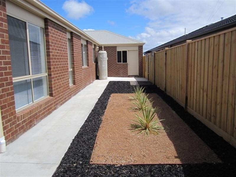 18 Hillclimb Drive, Leopold VIC 3224