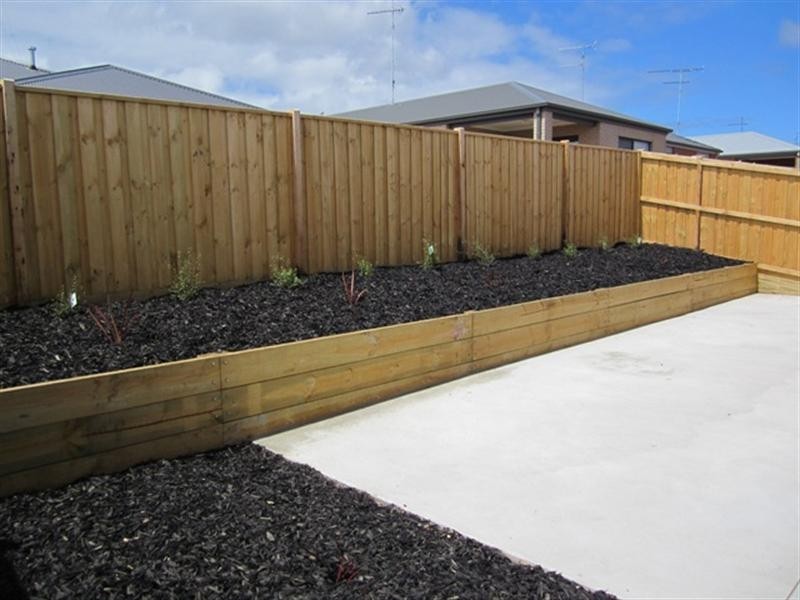 18 Hillclimb Drive, Leopold VIC 3224