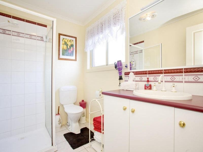 10 Nivek Court, St Albans Park VIC 3219