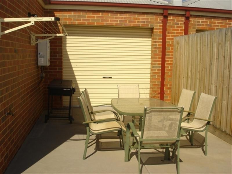 25A Paratone, St Albans Park VIC 3219