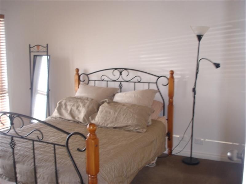 25A Paratone, St Albans Park VIC 3219