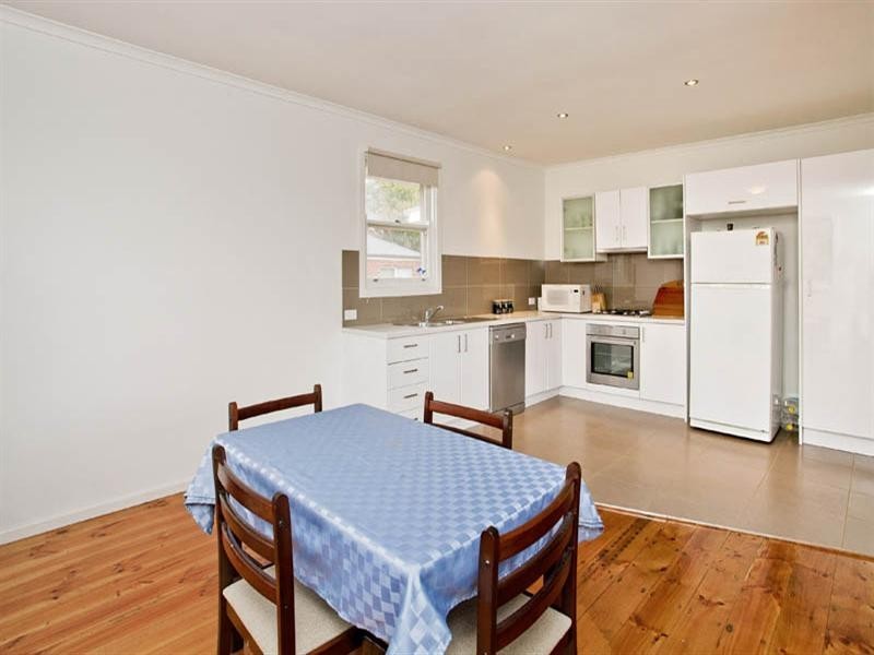 1/6 Charlotte Avenue, Newcomb VIC 3219