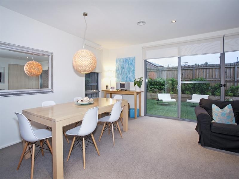 10 Elderslie Terrace, Newtown VIC 3220