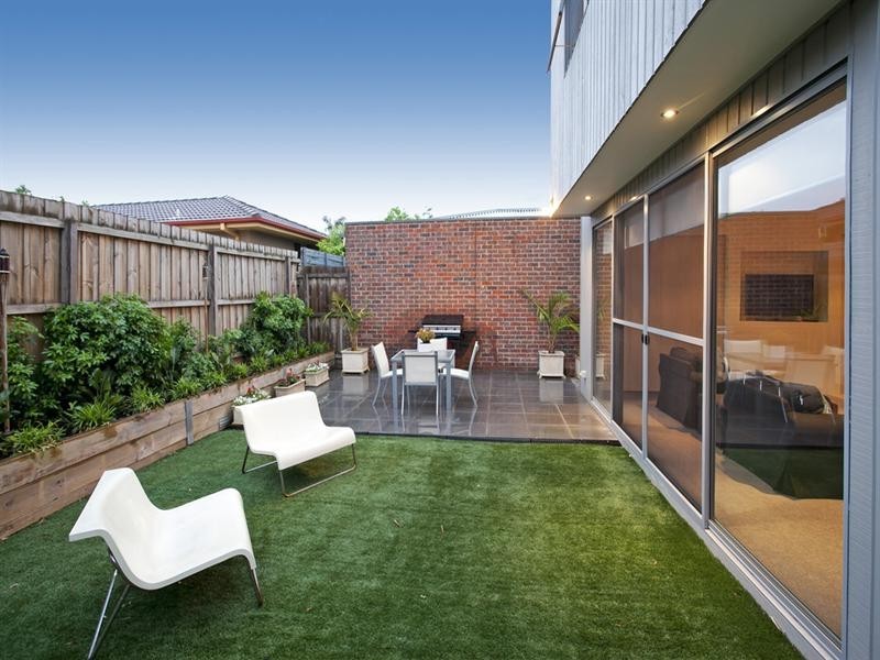 10 Elderslie Terrace, Newtown VIC 3220