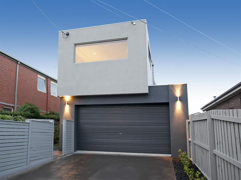 10 Elderslie Terrace, Newtown VIC 3220
