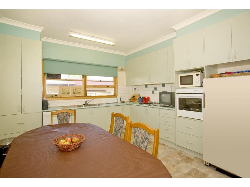 29 June Avenue, Hamlyn Heights VIC 3215