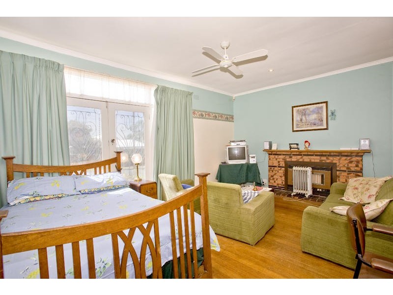 29 June Avenue, Hamlyn Heights VIC 3215