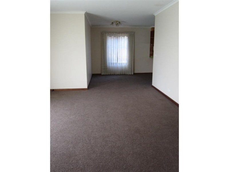 8/24 Percy Street, Newtown VIC 3220