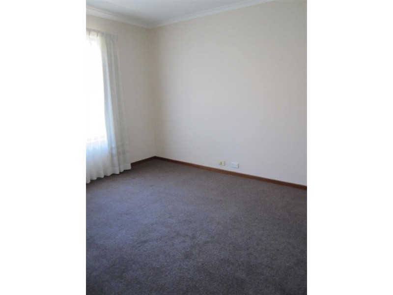 8/24 Percy Street, Newtown VIC 3220