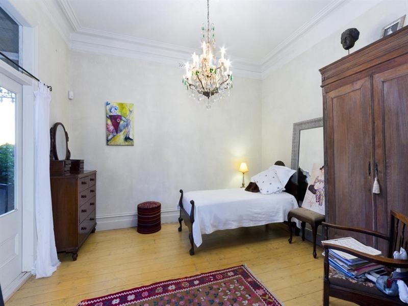 9 Victoria Street, Rippleside VIC 3215