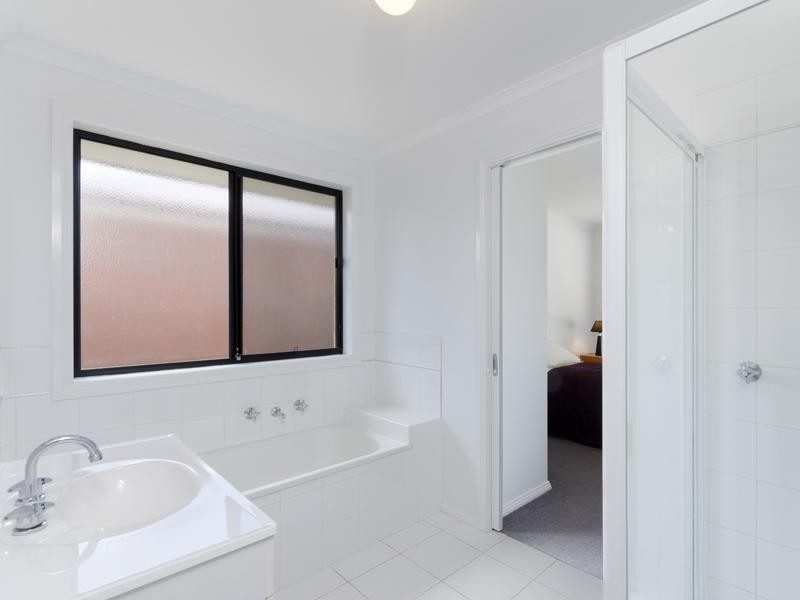 37 Smith Street, Grovedale VIC 3216