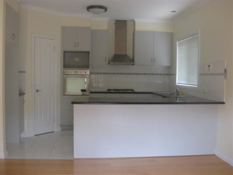 1/10 Beulah Street, Hamlyn Heights VIC 3215