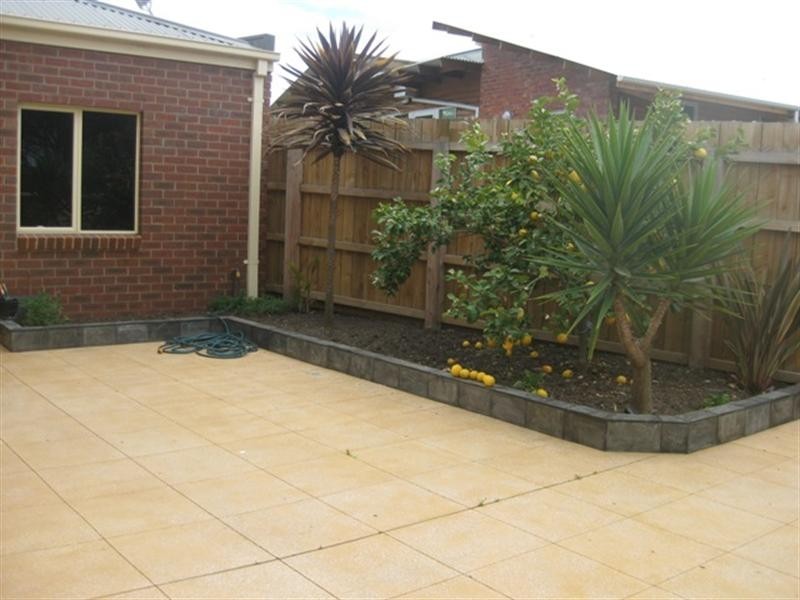 1/10 Beulah Street, Hamlyn Heights VIC 3215