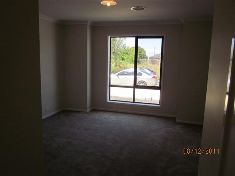 28 Macfarlane Street, Marshall VIC 3216