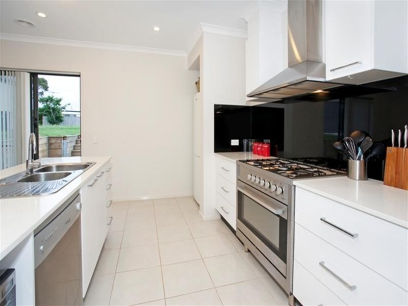 11 Gange Place, Drysdale VIC 3222