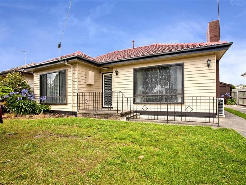 22 Charles Street, Newcomb VIC 3219
