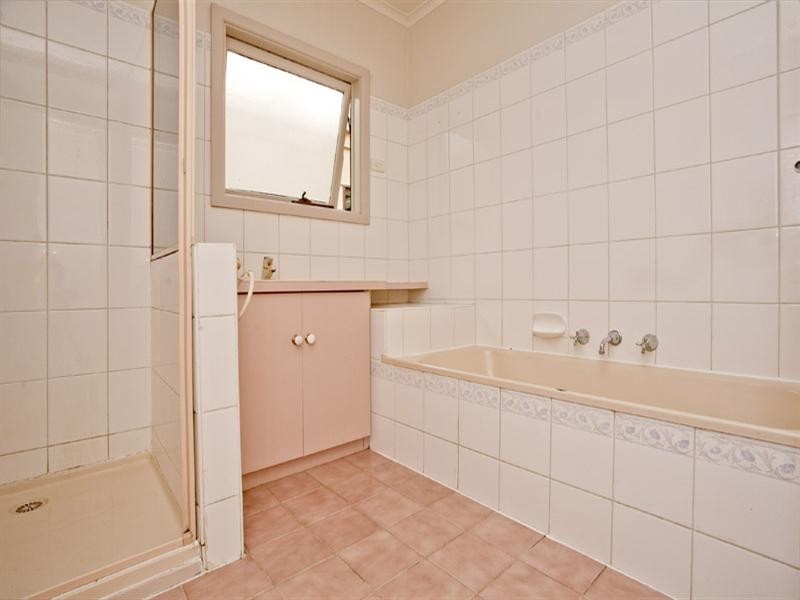 22 Charles Street, Newcomb VIC 3219