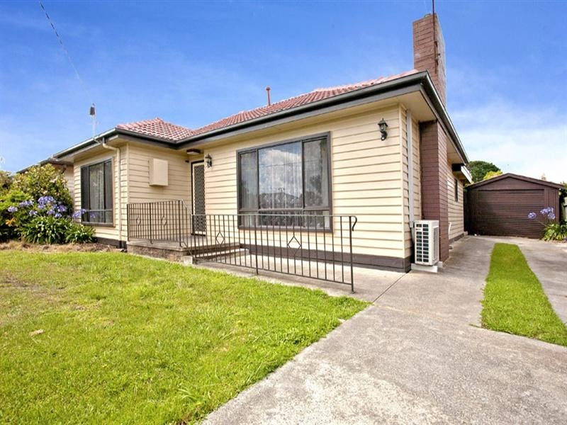 22 Charles Street, Newcomb VIC 3219