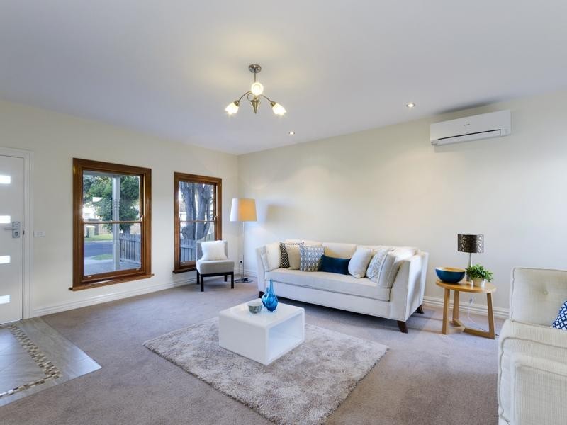 64 Breakwater Road, East Geelong VIC 3219