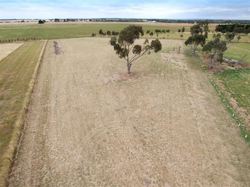 23B Kestrel Crescent, Mount Duneed VIC 3216