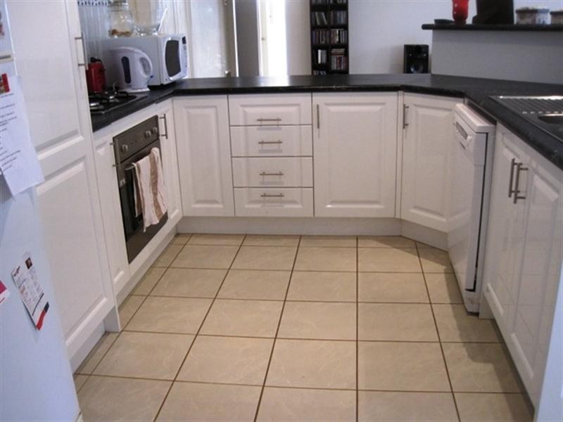 72 Grange Park Drive, Waurn Ponds VIC 3216