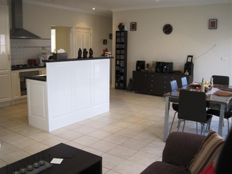 72 Grange Park Drive, Waurn Ponds VIC 3216