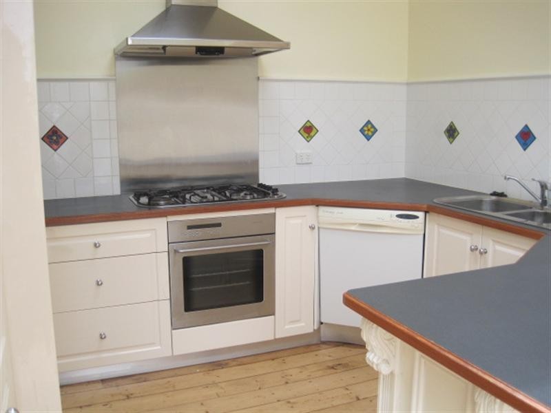 98 Kilgour Street, Geelong VIC 3220