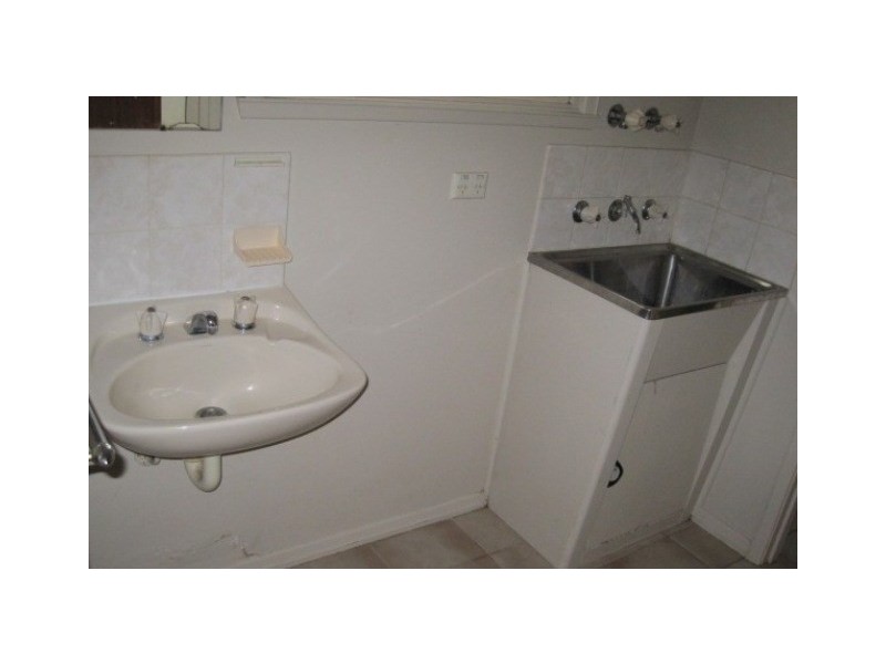 1/54 Itkeston Street, Herne Hill VIC 3218