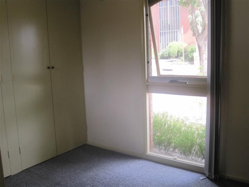 1/34 Douglass Street, Herne Hill VIC 3218