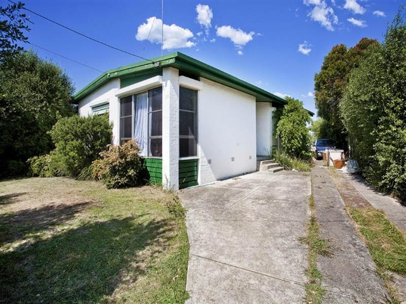 31 Hibiscus Crescent, Newcomb VIC 3219