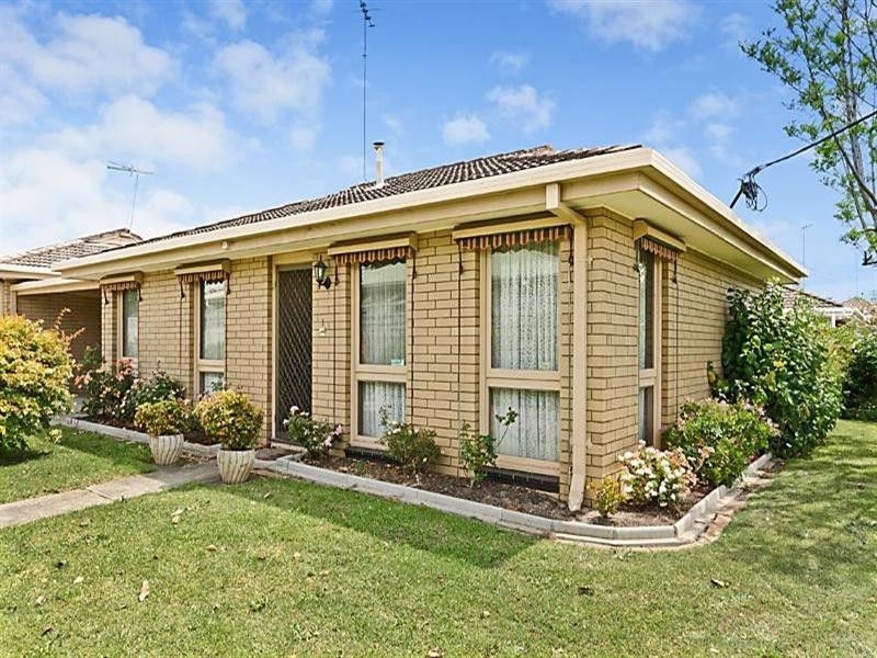 1/145 Roslyn Road, Belmont VIC 3216