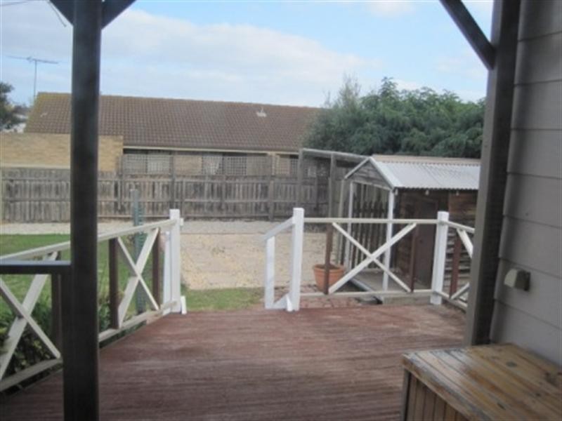 235 Autumn Street, Manifold Heights VIC 3218