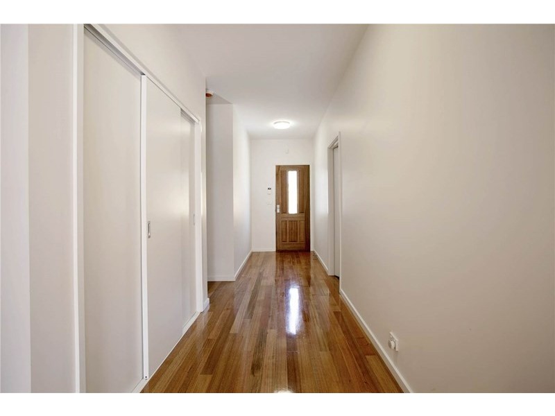 2/1 Herbert Court, Newcomb VIC 3219