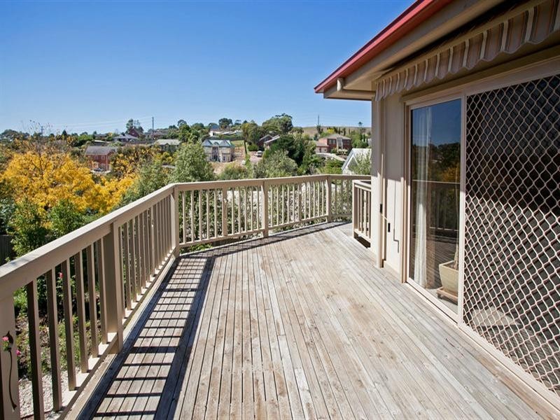 61 James Cook Drive, Wandana Heights VIC 3216