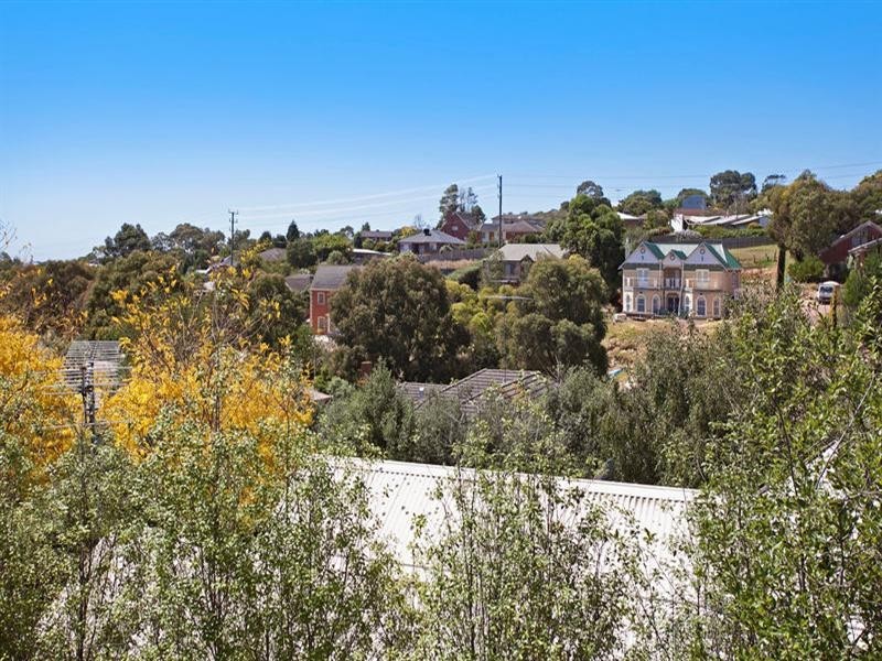 61 James Cook Drive, Wandana Heights VIC 3216