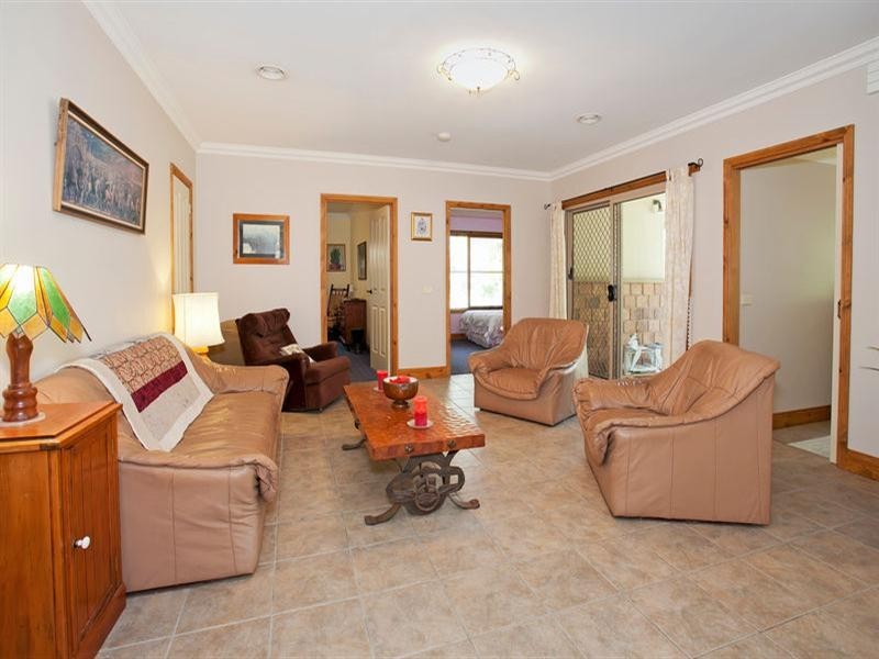 61 James Cook Drive, Wandana Heights VIC 3216