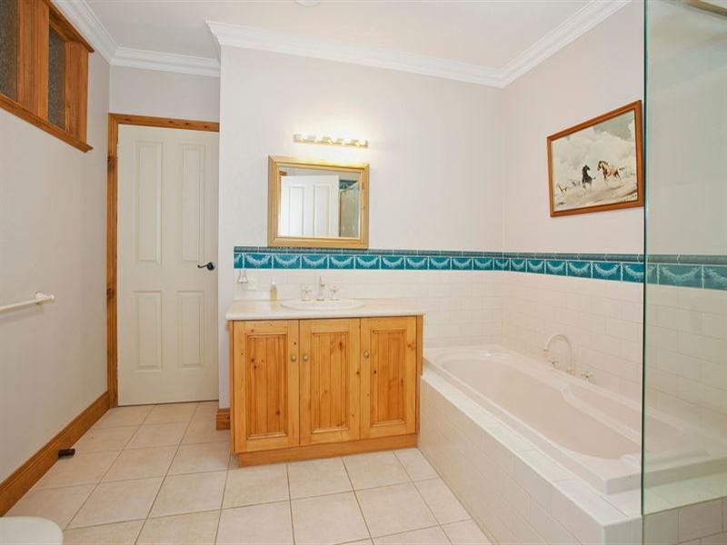 61 James Cook Drive, Wandana Heights VIC 3216