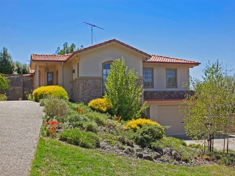 61 James Cook Drive, Wandana Heights VIC 3216