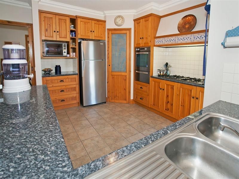 61 James Cook Drive, Wandana Heights VIC 3216