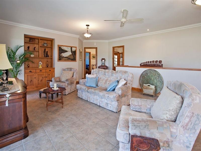 61 James Cook Drive, Wandana Heights VIC 3216