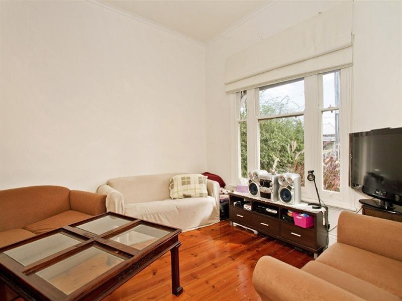 35 Waratah Street, Geelong West VIC 3218