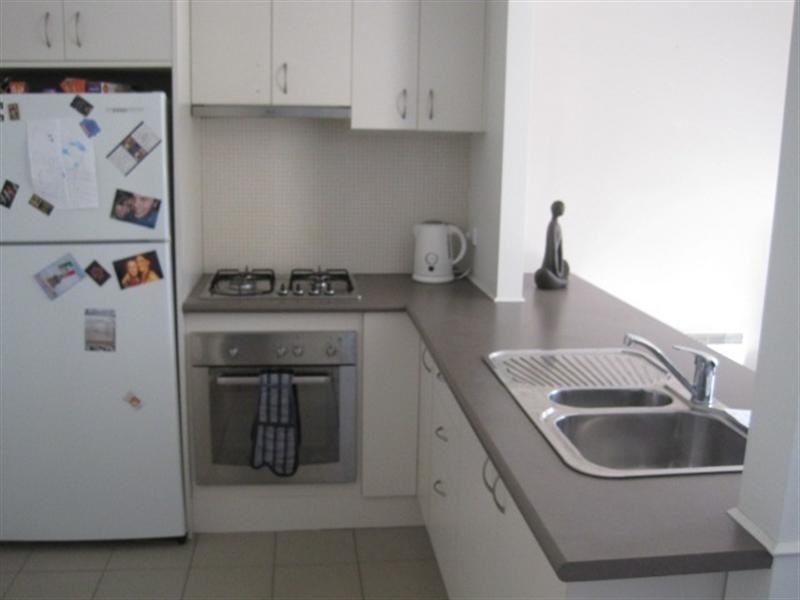 3/83 Camden Road, Newtown VIC 3220